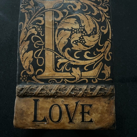 Sharon Klutz Designs stone wall decor wall plaque signed & numbered “Faith” - Picture 6 of 6